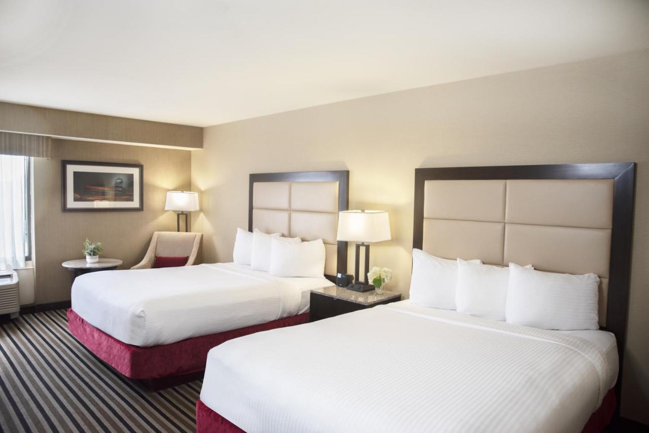The Madison Concourse Hotel Exterior foto